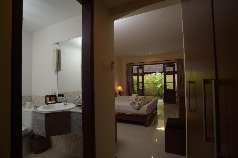 Sri Phala Resort & Villa Санур Номер фото